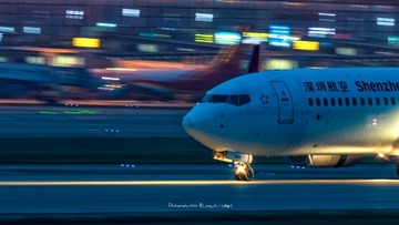 1676806
