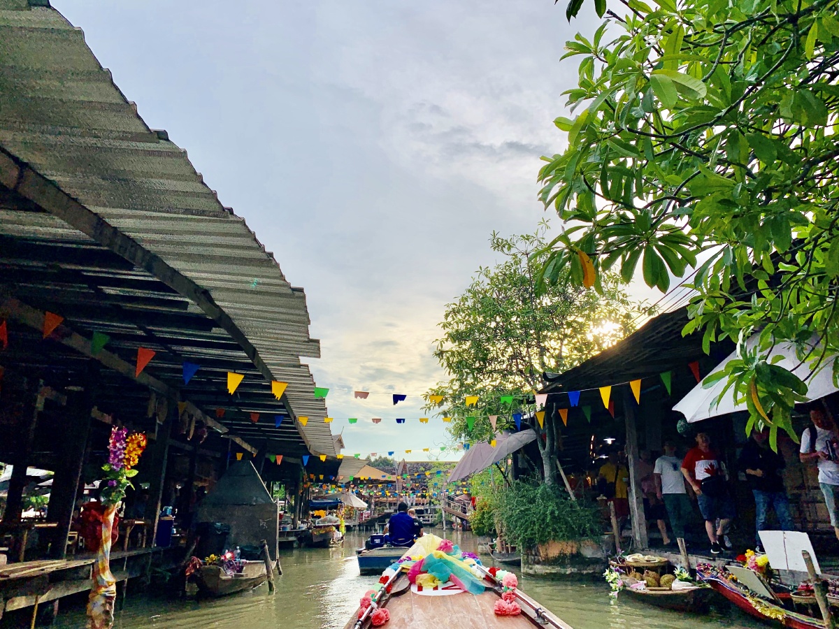 泰国杜拉拉水上市场