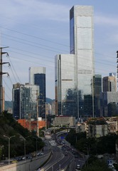 1616489