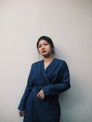 001