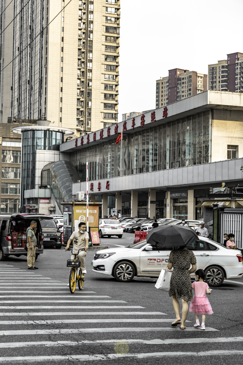 我爱大武汉喧嚣散尽的傅家坡客运站