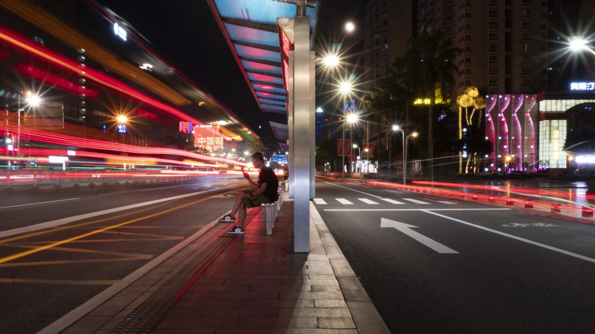 拍了一组南宁夜景深夜买醉