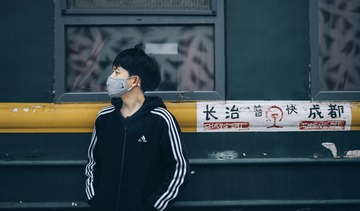 555493