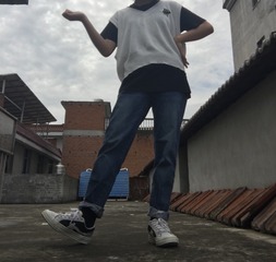 001