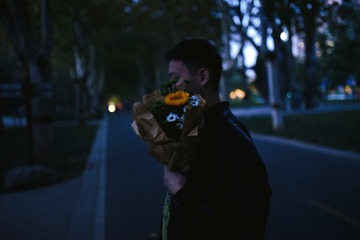 001