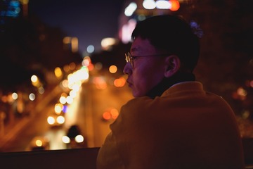 001