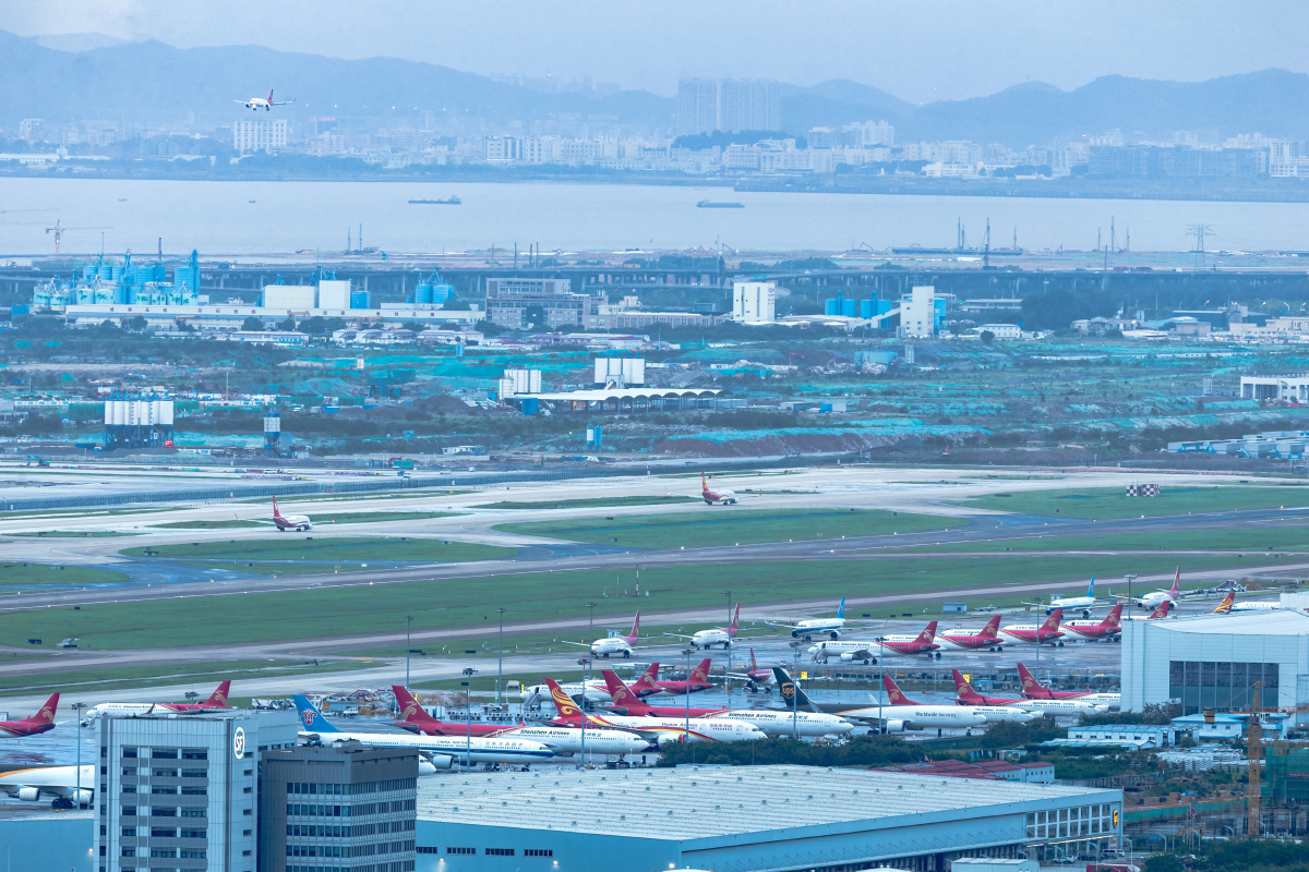 深圳机场一角