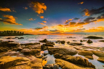 青岛冬日的朝霞