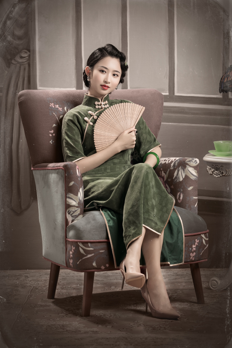 重回民国谷子旗袍照相馆