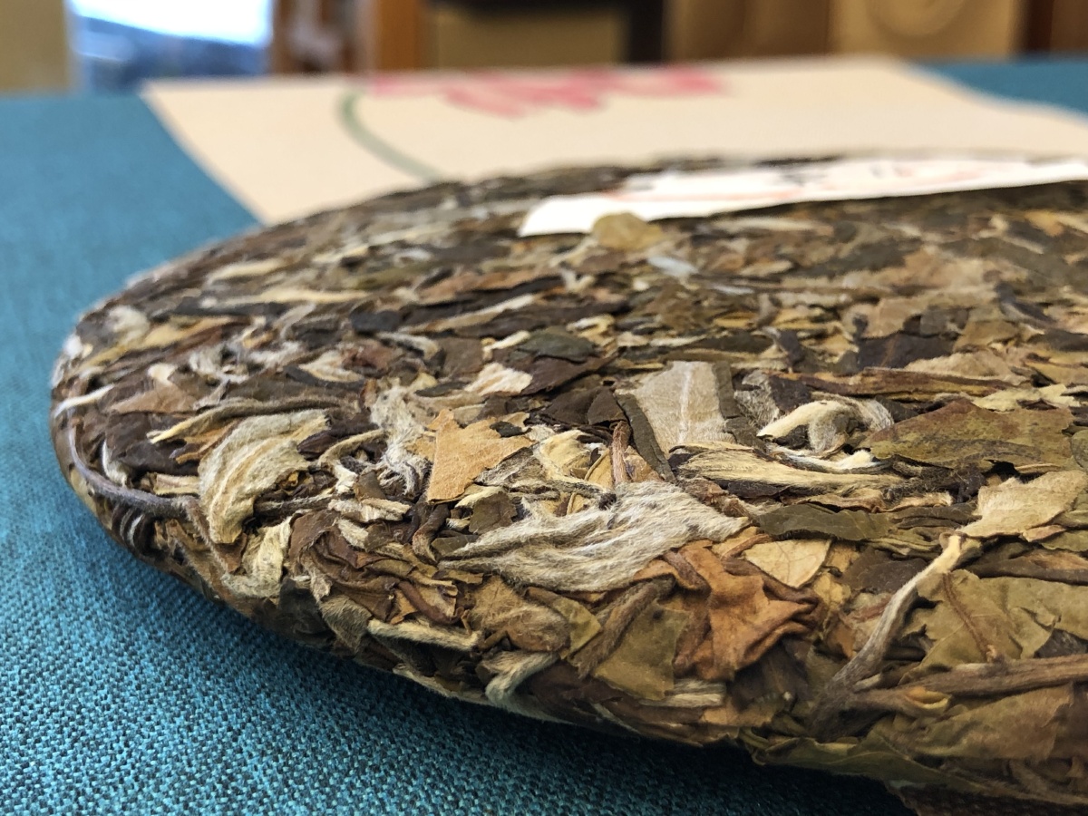 云南普洱老树白茶幽兰香