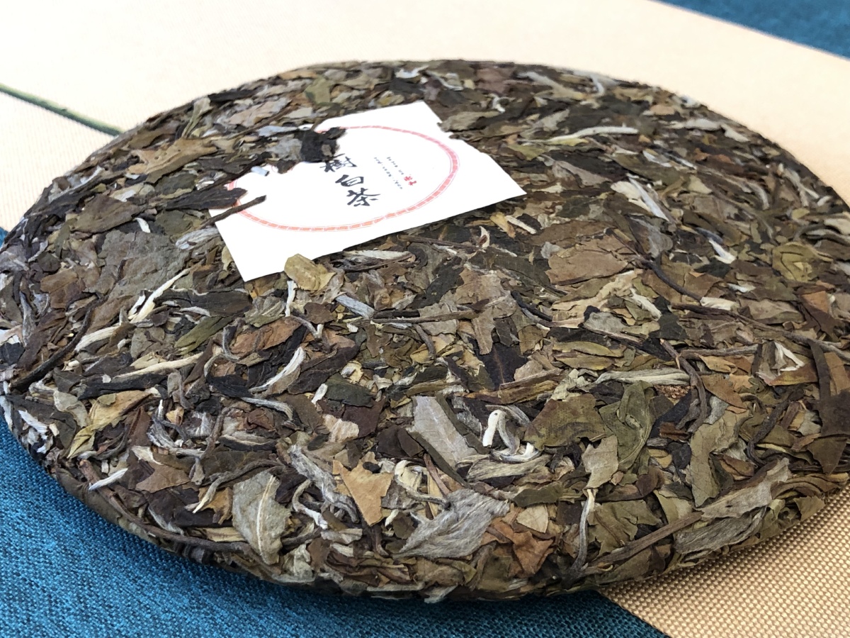 云南普洱老树白茶幽兰香