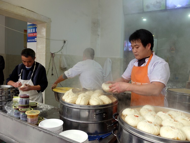 四川南充 卖早点的包子店。