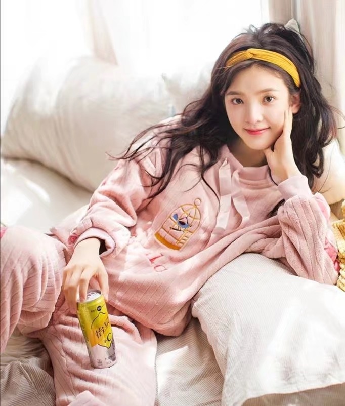 乖巧伶俐又可爱10197 - 图虫