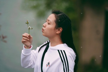001