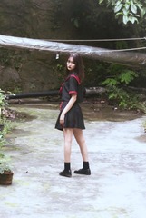 001