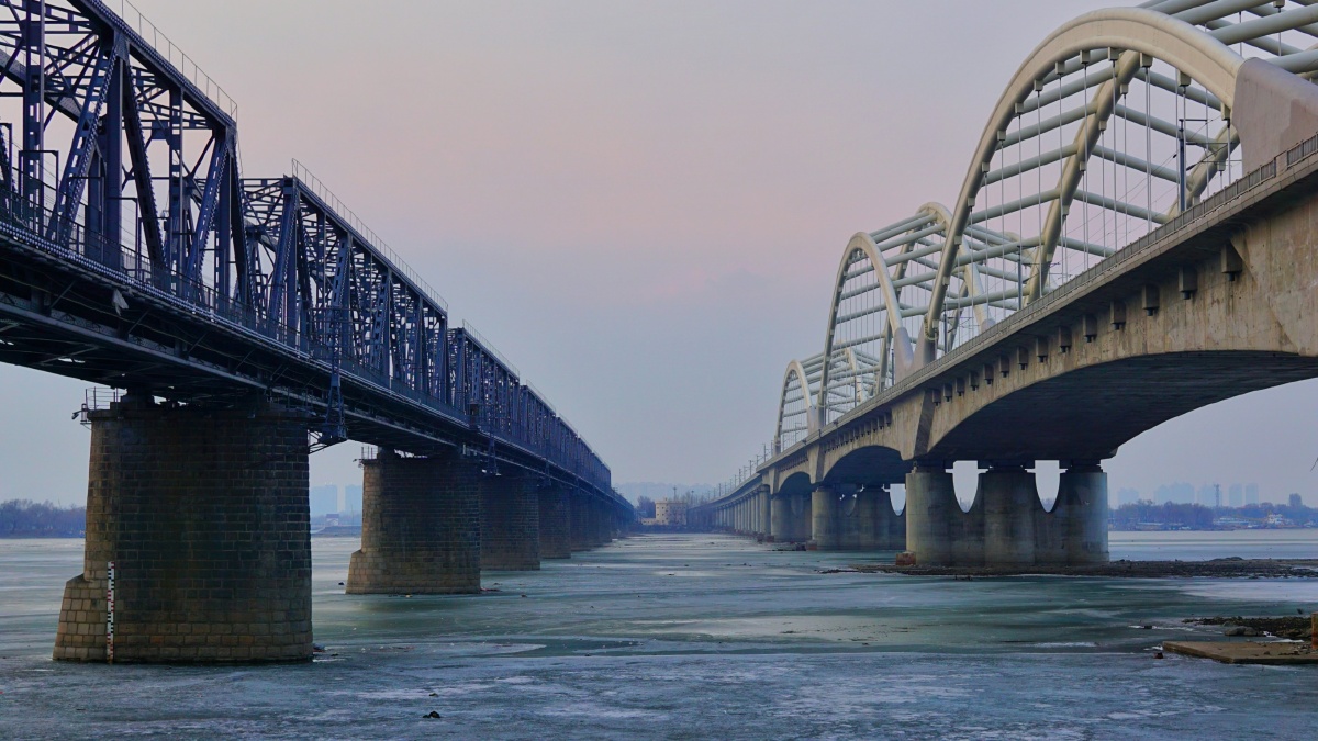 百年滨江铁路桥