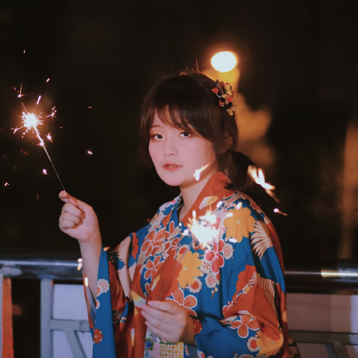 烟花和服小姐姐
