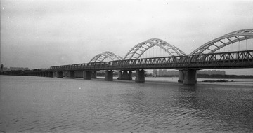 2625749