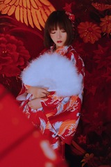 001