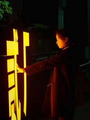 001