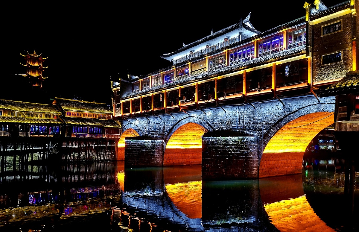 凤凰古城风桥