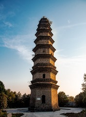 黄金塔