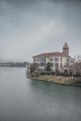 186346