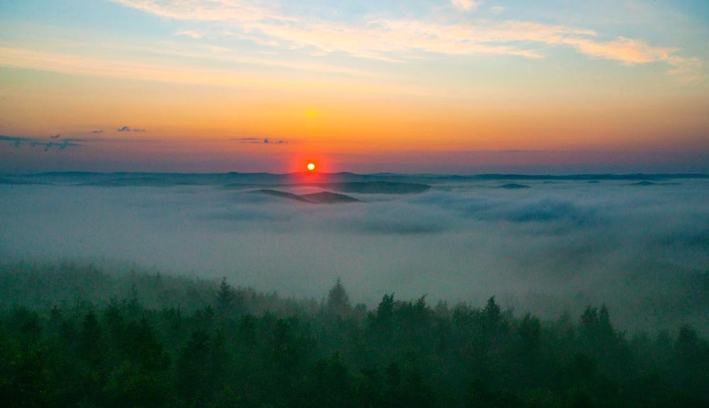 紫气东来日出篇