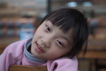 1405868