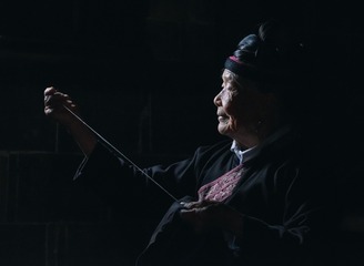 103007