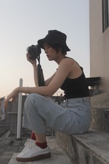 001