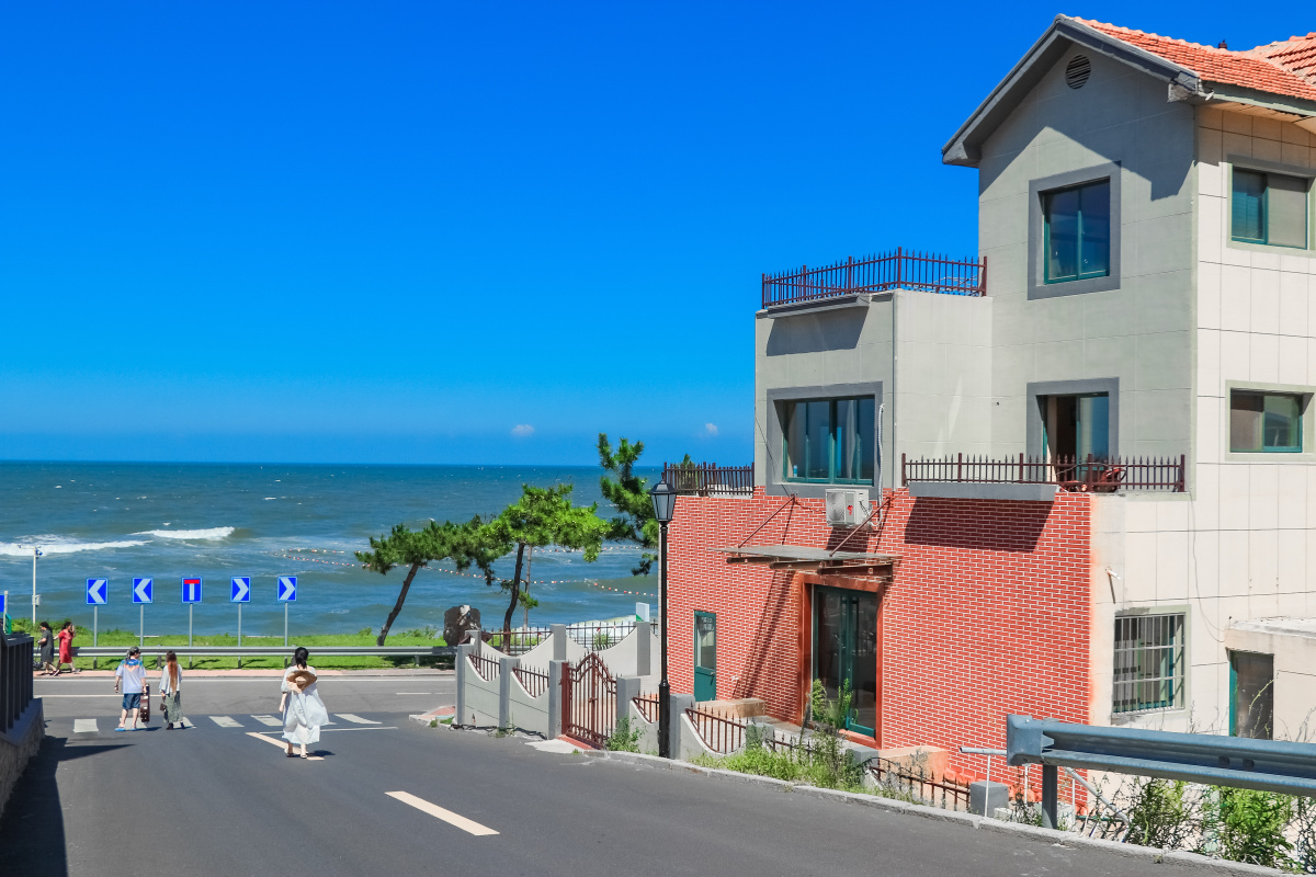 威海网红打卡地火炬八街