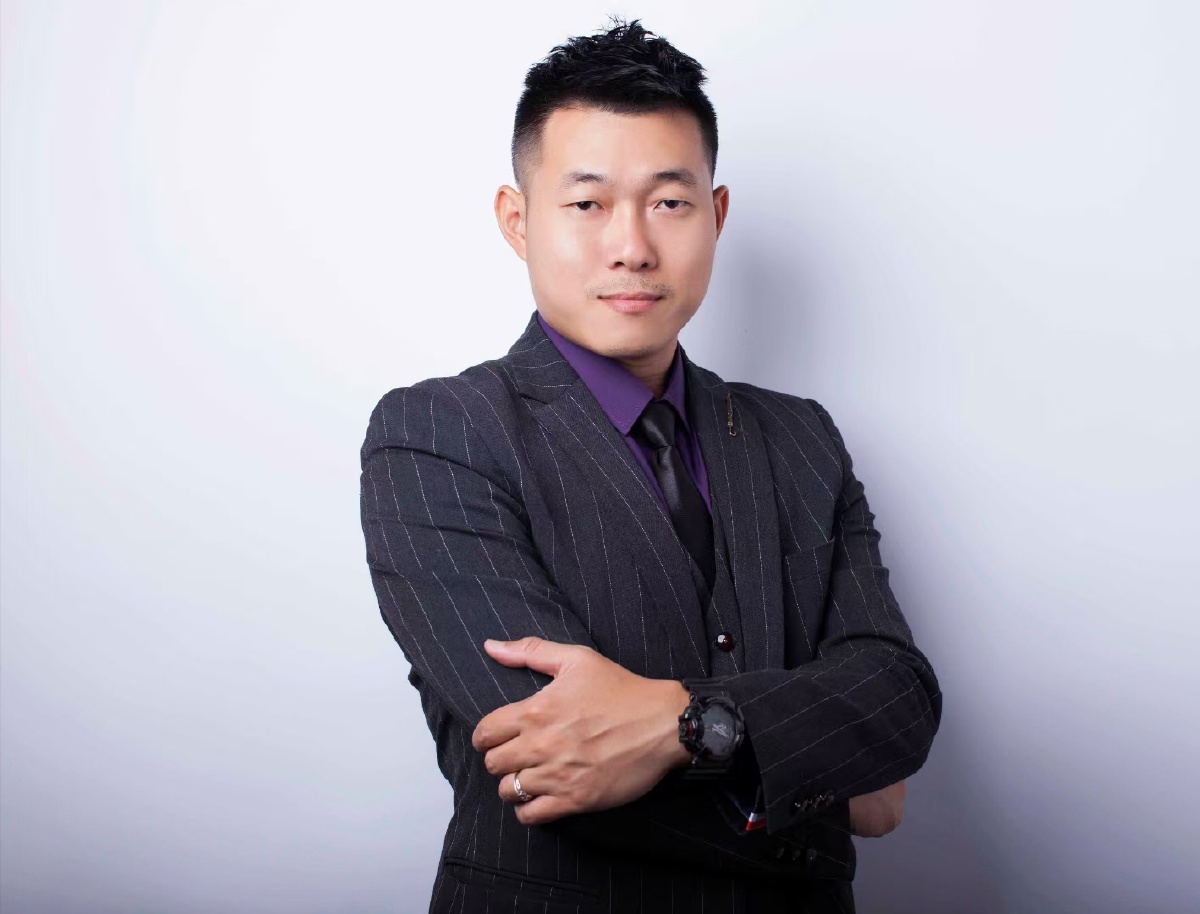 商业男士西装男人男模特