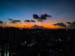 1000402712