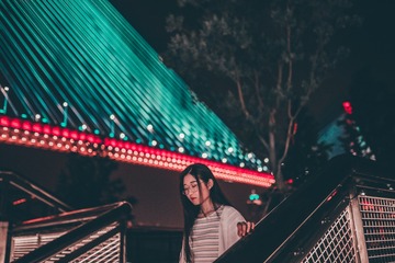 001