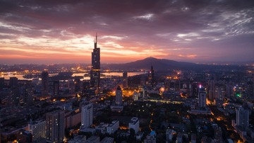 彩霞映金陵