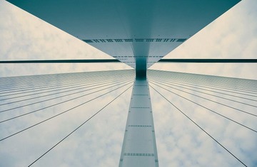 天空才是极限