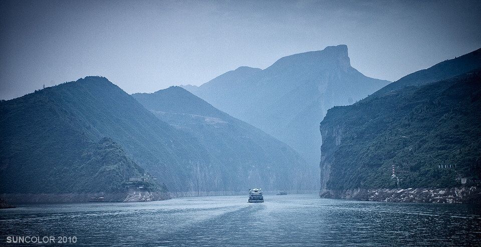 三峡<br />

