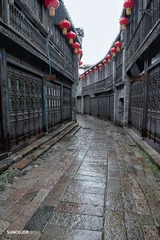 冷雨中的镇江老街-西津渡口红灯挂