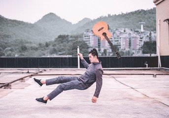 悬浮照