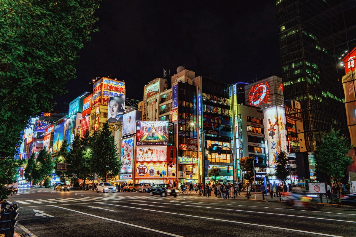 秋叶原街头 - 法兰黄 - 图虫