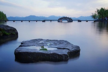 西湖之心