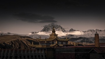 黑金塔公