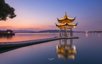 集贤亭证件照