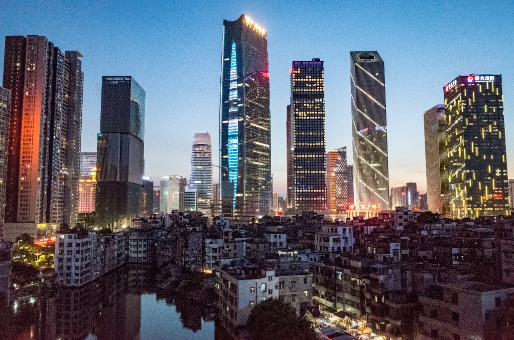 把模式调回全手动,ISO调回100,画面就干净多了。