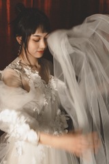 001
