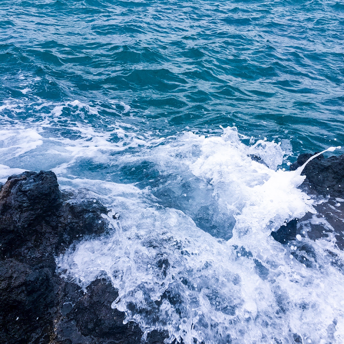 南海浪花拍摄于广东惠州巽寮湾