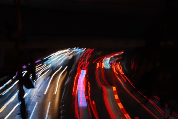 280927