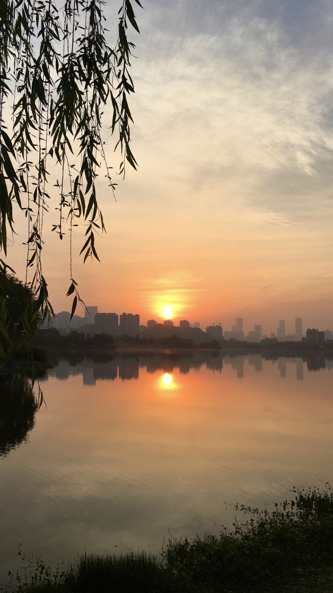 西湖日出 - 曾经沧海兔 - 图虫