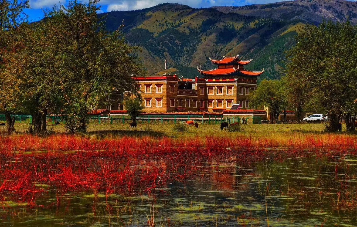 木雅康定甲根坝风景如画